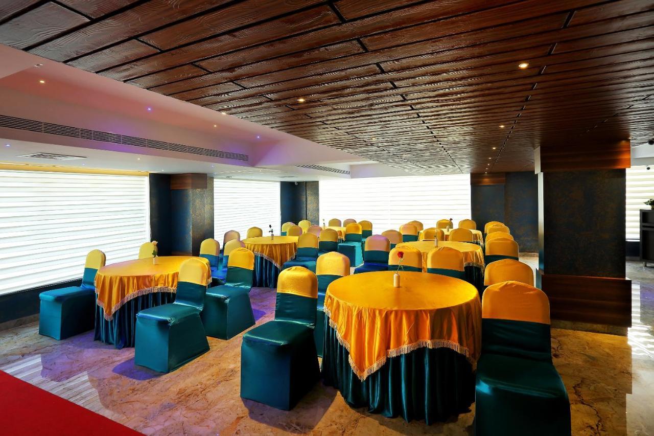 Renai Sreekrishna Hotel Guruvayur Exterior photo