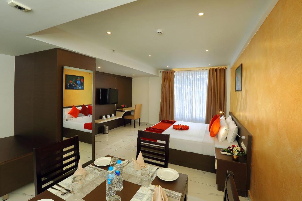 Renai Sreekrishna Hotel Guruvayur Exterior photo