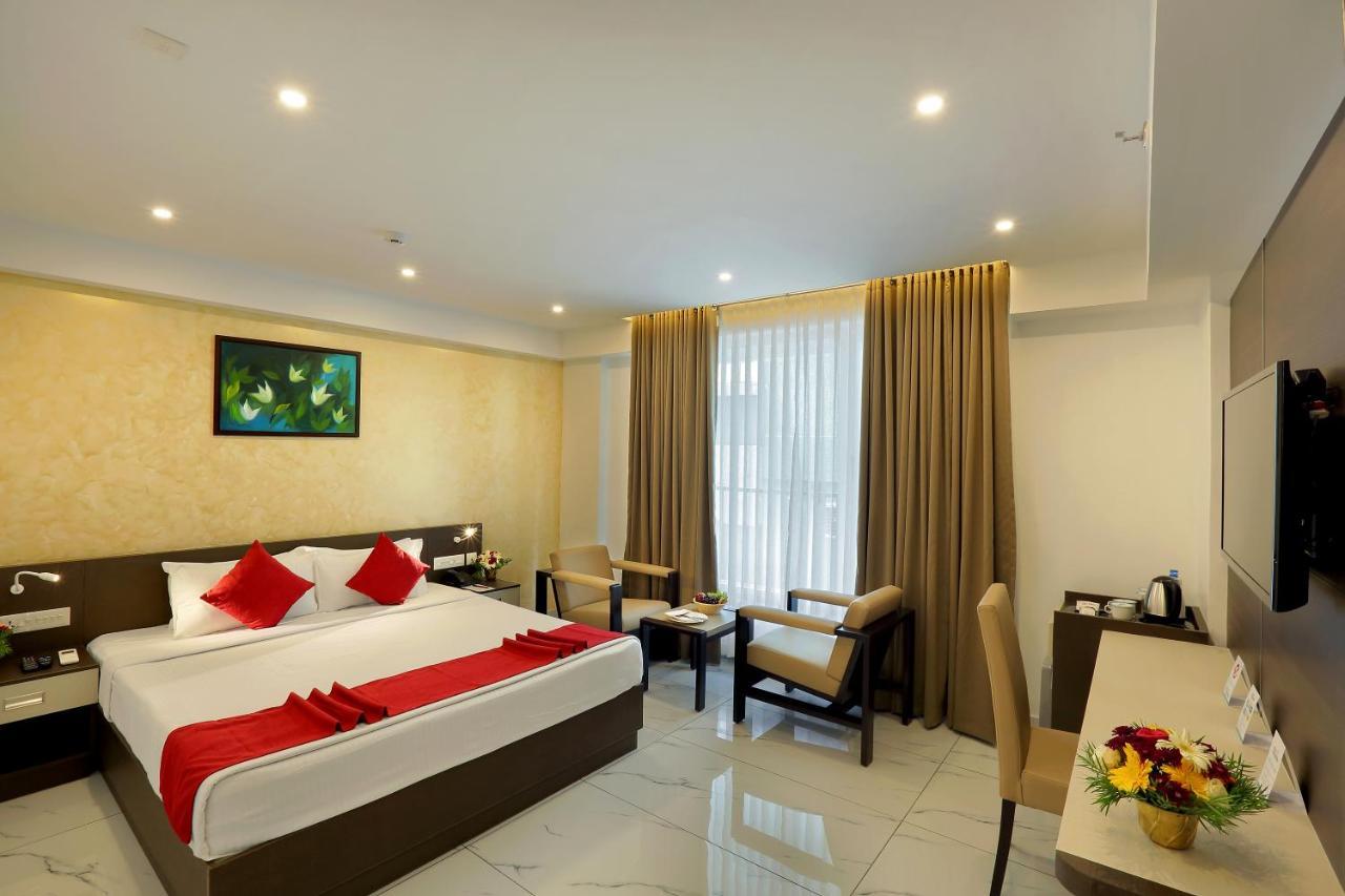 Renai Sreekrishna Hotel Guruvayur Exterior photo