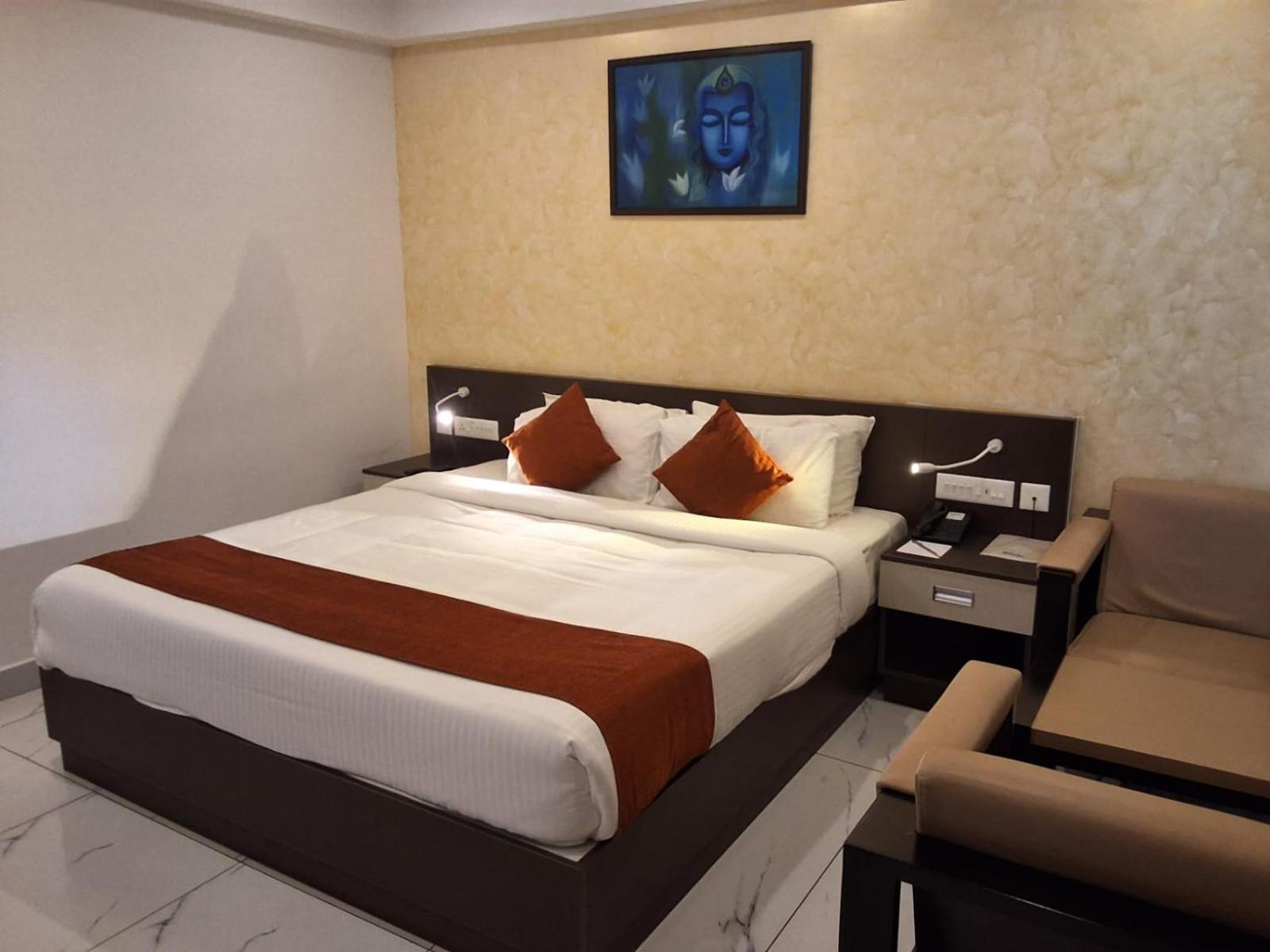 Renai Sreekrishna Hotel Guruvayur Exterior photo